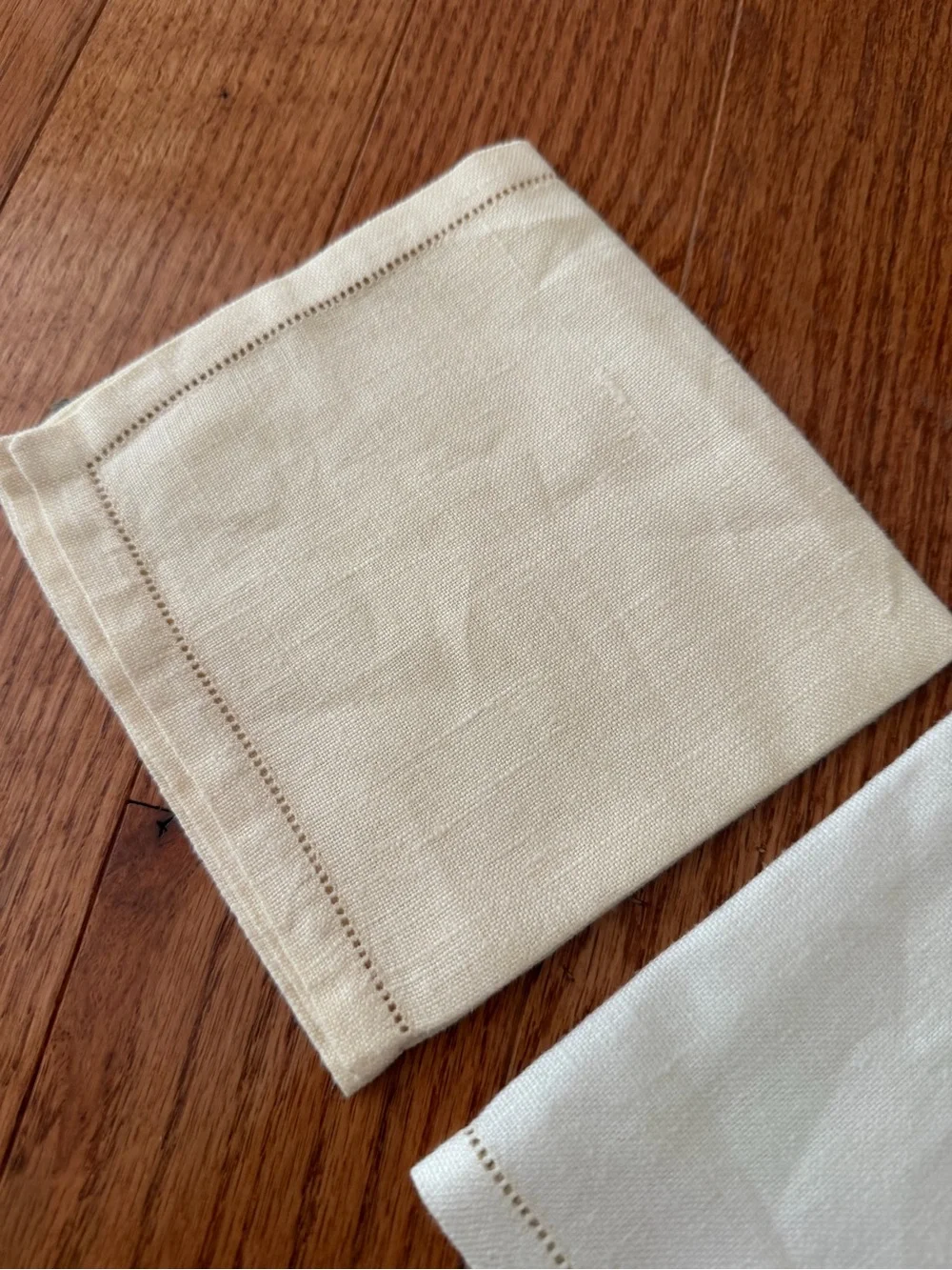 New ivory linen dinner napkins featuring a delicate hemstitch border, Set 3